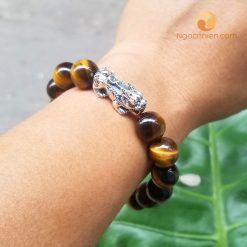 Vòng Đá mắt hổ vàng nâu 12 ly mix Tỳ Hưu bạc - vòng tay phong thủy cho nam mệnh kim và mệnh thổ