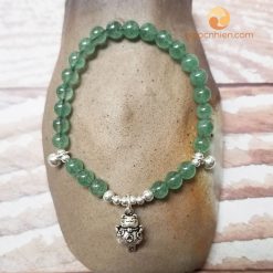 Vòng Đá Thạch Anh Dâu Tây Xanh 6 ly mix charm bạc mèo chiêu tài, lục lạc